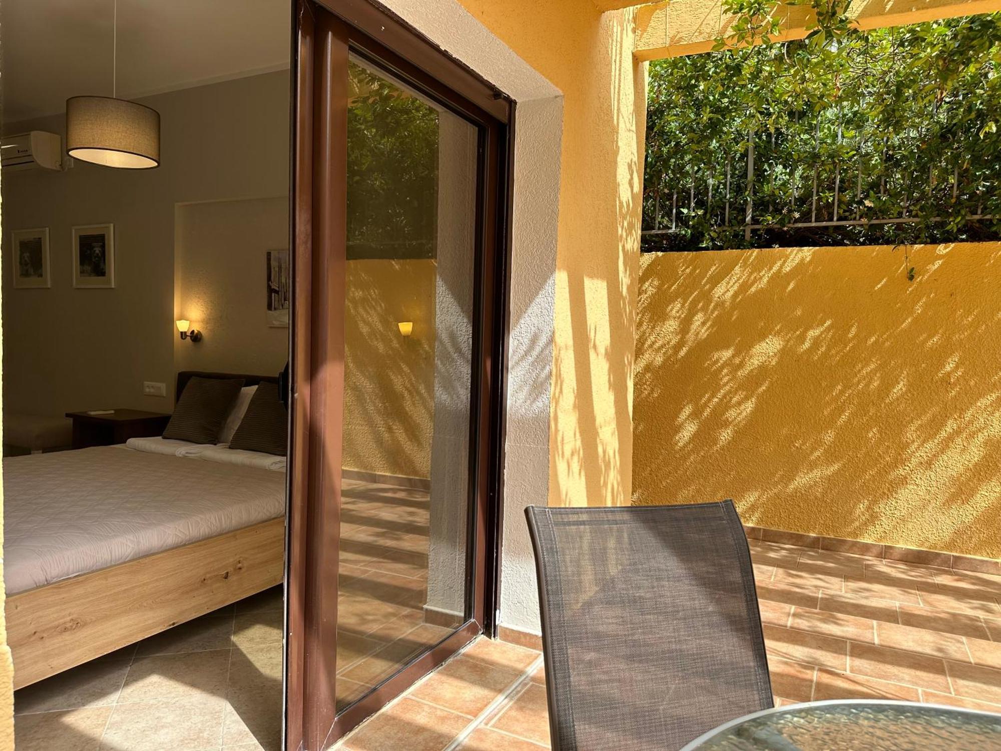 Villa Risan Apartments Exteriér fotografie